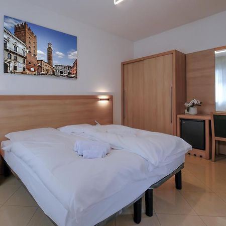 Villa Mimosa Verona Esterno foto